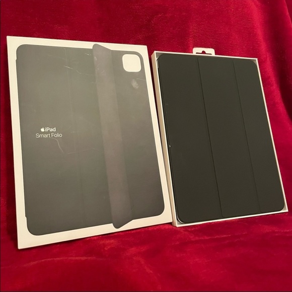 Apple Smart Folio for iPad Pro 11-Inch (3rd Generation) - Black - Picture 9 of 15